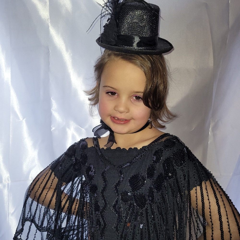 Black Pageant topper - Picture 4 of 6